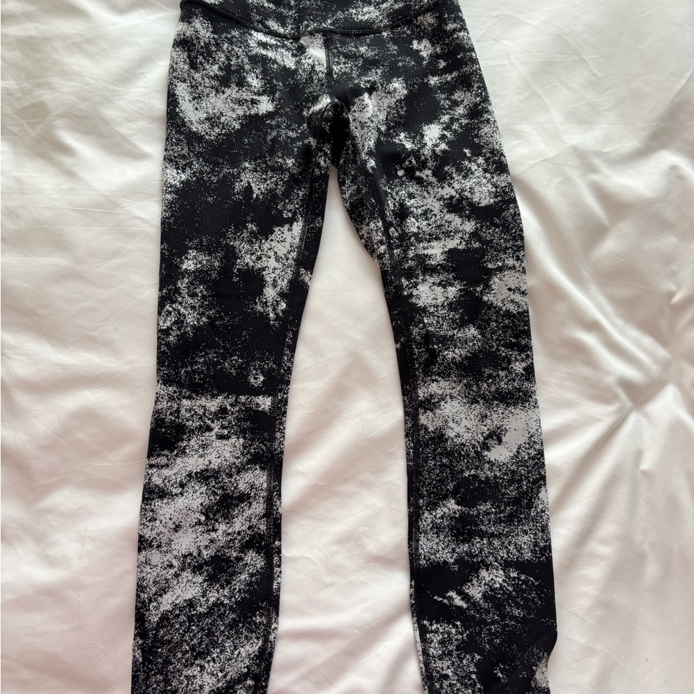 Lululemon Athletica Monochrome Splatter Leggings